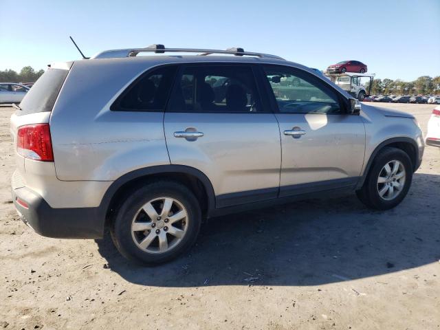  KIA SORENTO 2013 Silver