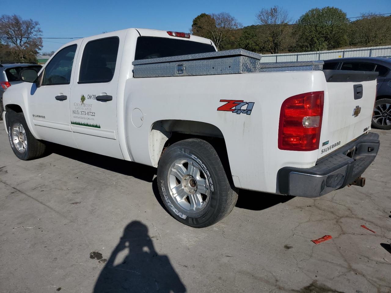2011 Chevrolet Silverado - Image 2
