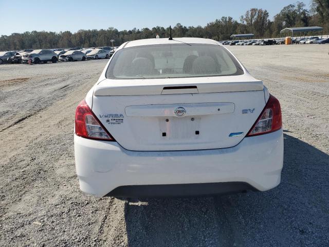  NISSAN VERSA 2016 White