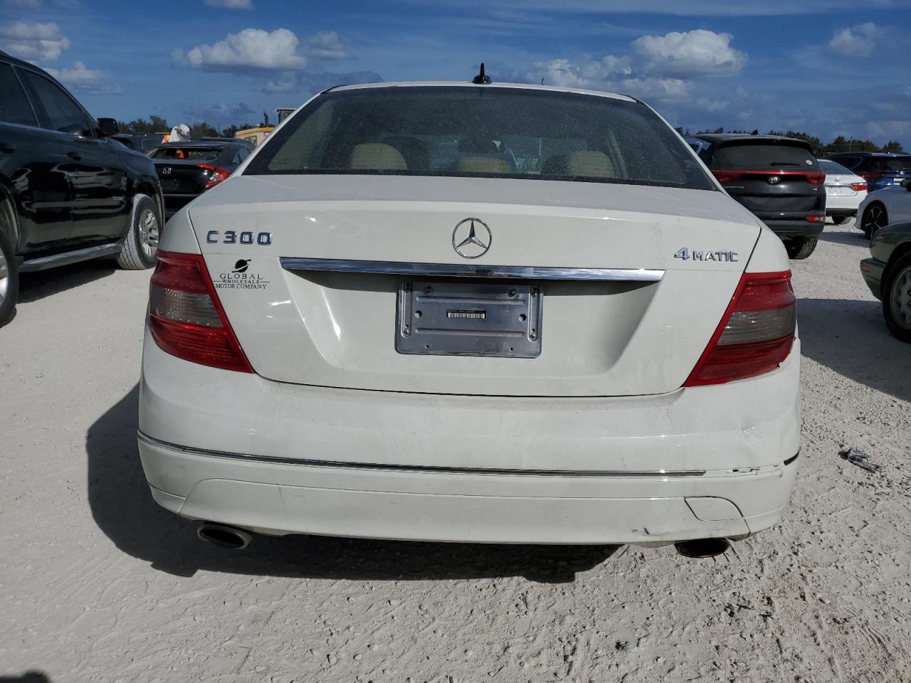 WDDGF81X68F120584 2008 Mercedes-Benz C 300 4Matic