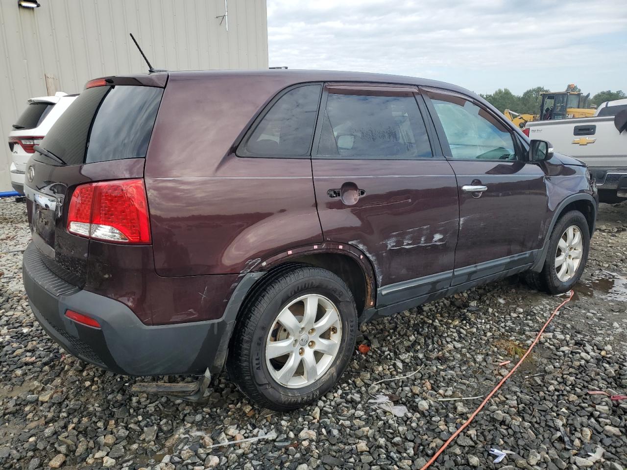 VIN 5XYKT3A1XDG376956 2013 KIA SORENTO no.3