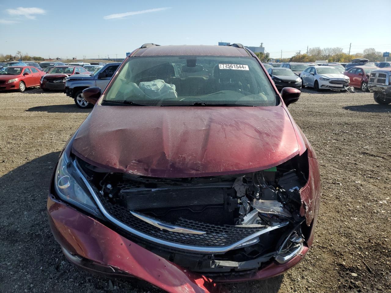 2017 Chrysler Pacifica - Image 5