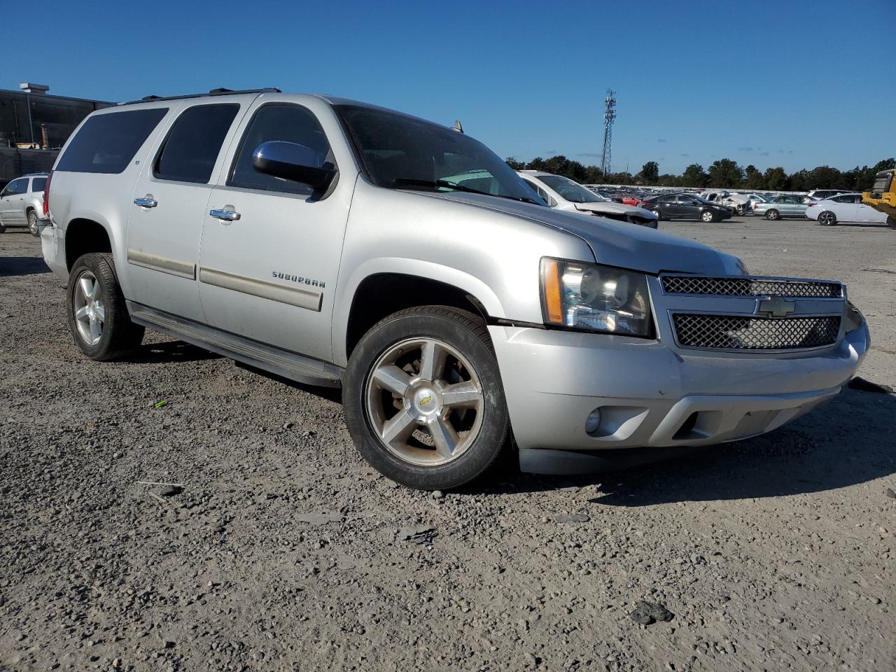 2011 Chevrolet Suburban K1500 Lt VIN: 1GNSKJE37BR365566 Lot: 76254654