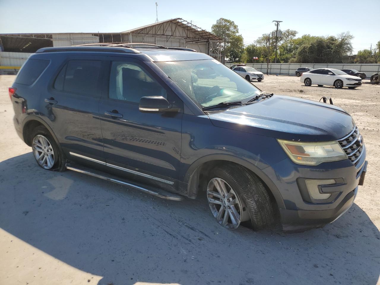 2016 Ford Explorer - Image 4