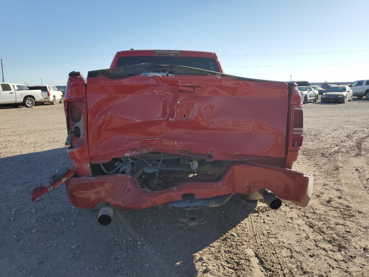 2016 RAM 1500 - Image 6