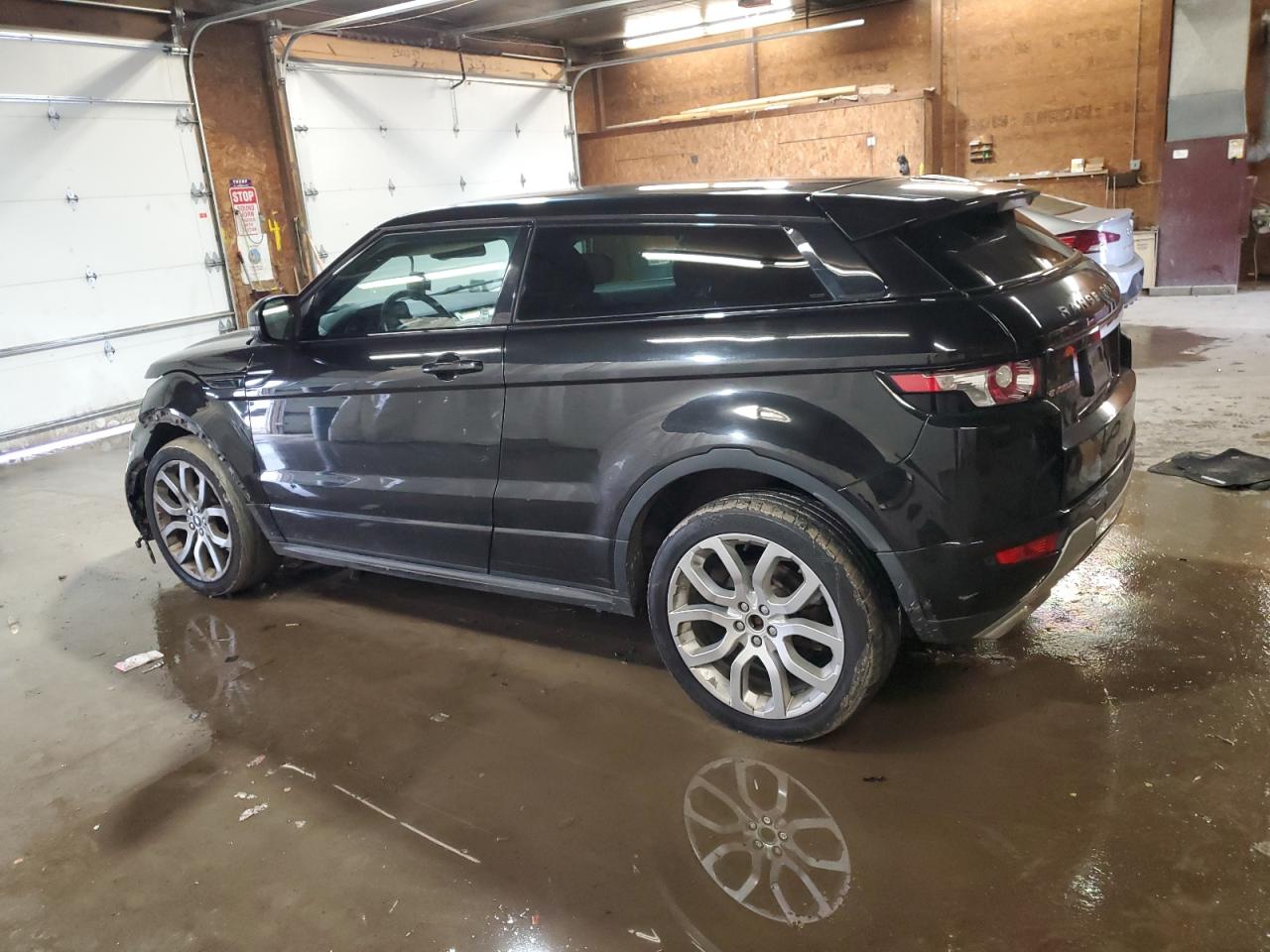 2013 Land Rover Range Rover - Image 2