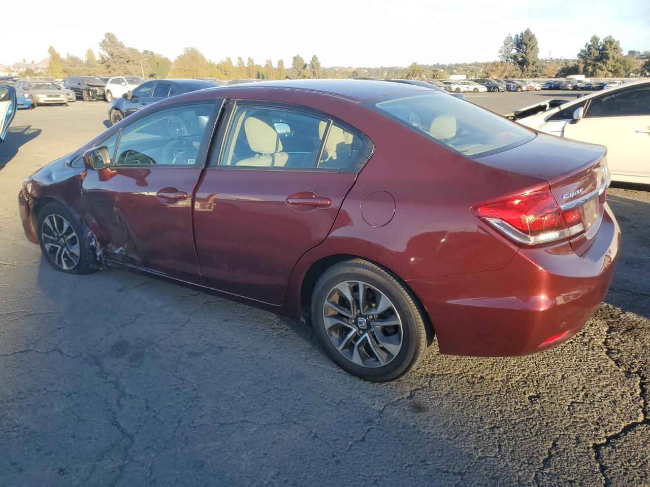 VIN 19XFB2F81EE200266 2014 HONDA CIVIC no.2