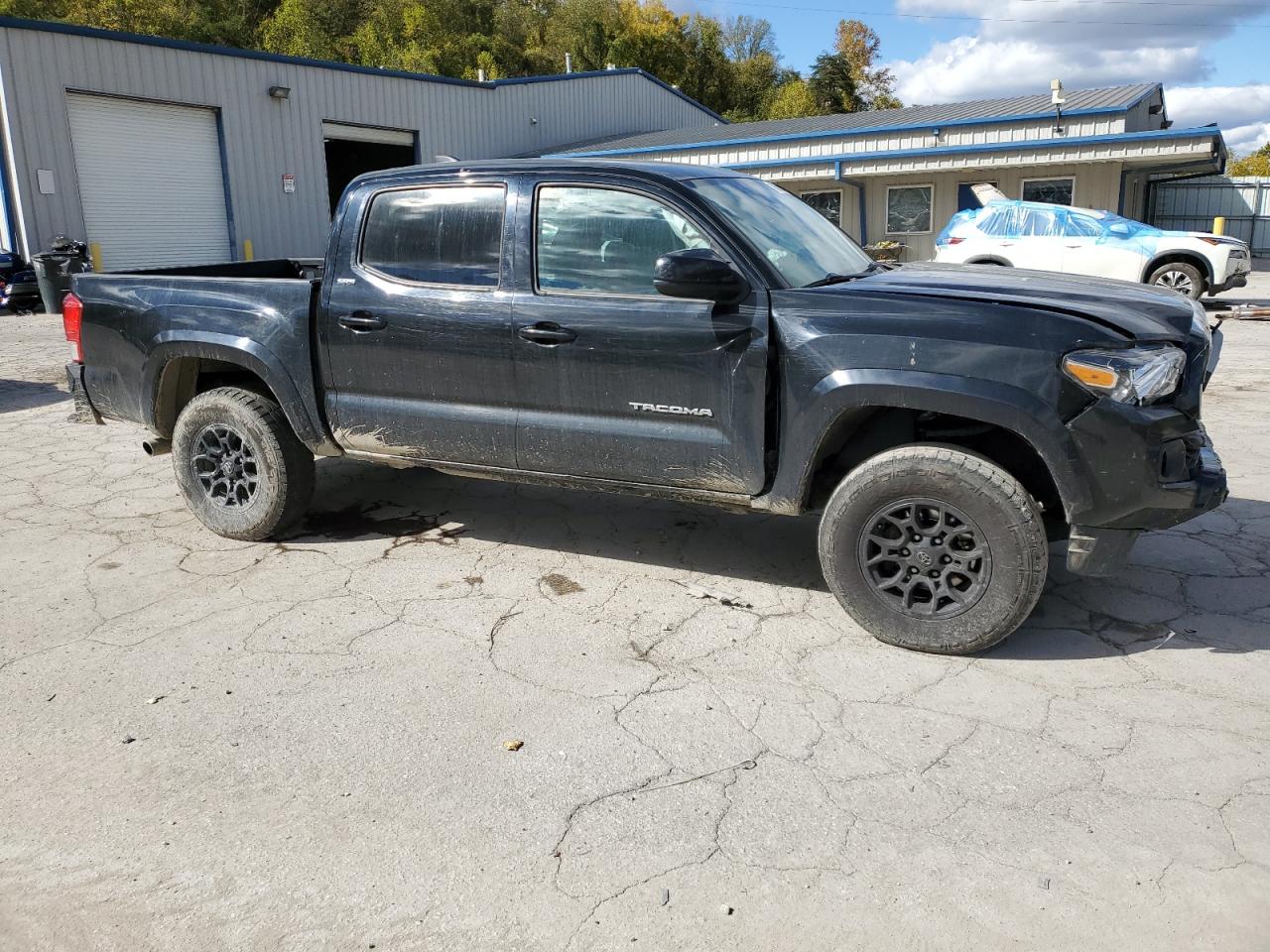 2020 Toyota Tacoma - Image 4