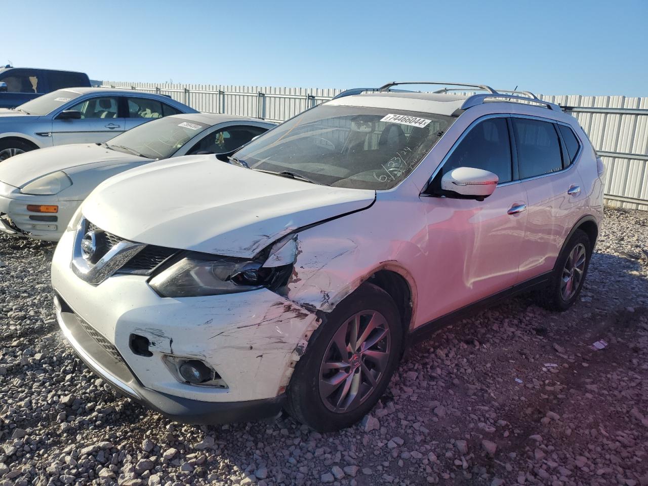 2014 NISSAN ROGUE