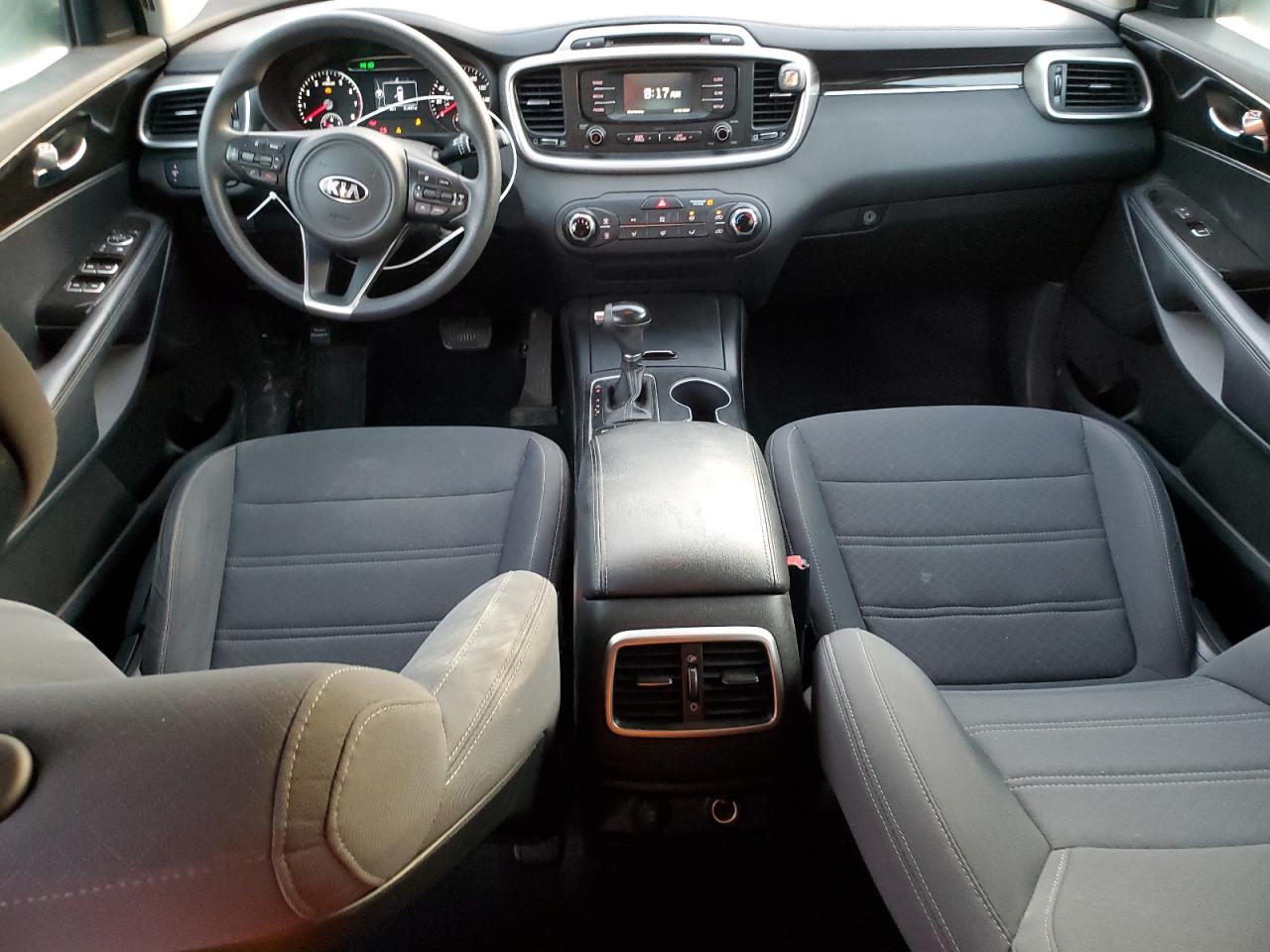 2016 Kia Sorento - Image 8