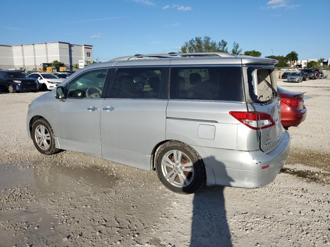 2013 Nissan Quest - Image 2