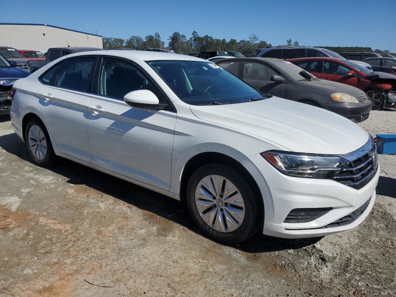 2019 Volkswagen Jetta - Image 4