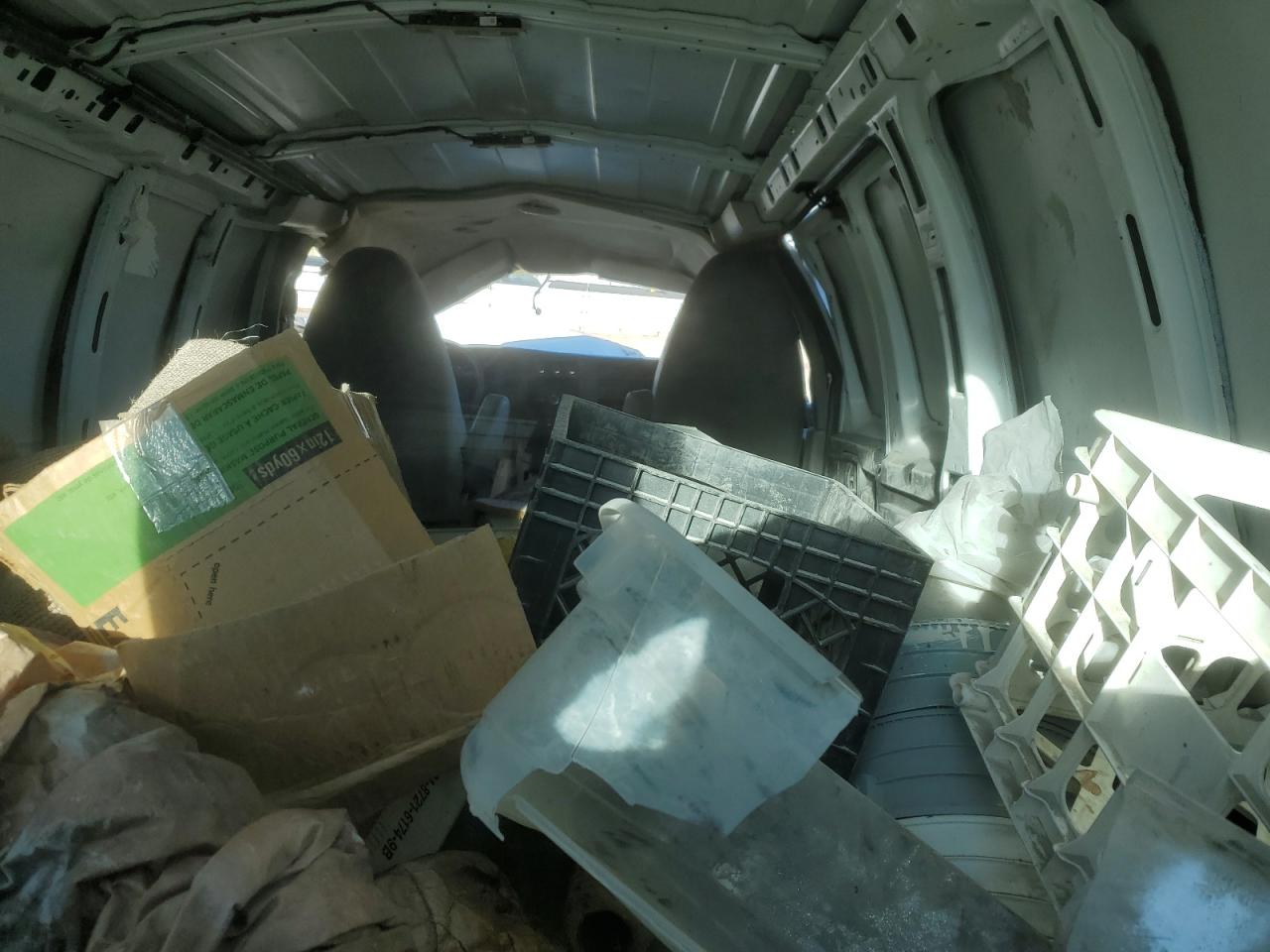 2015 Chevrolet Express - Image 11