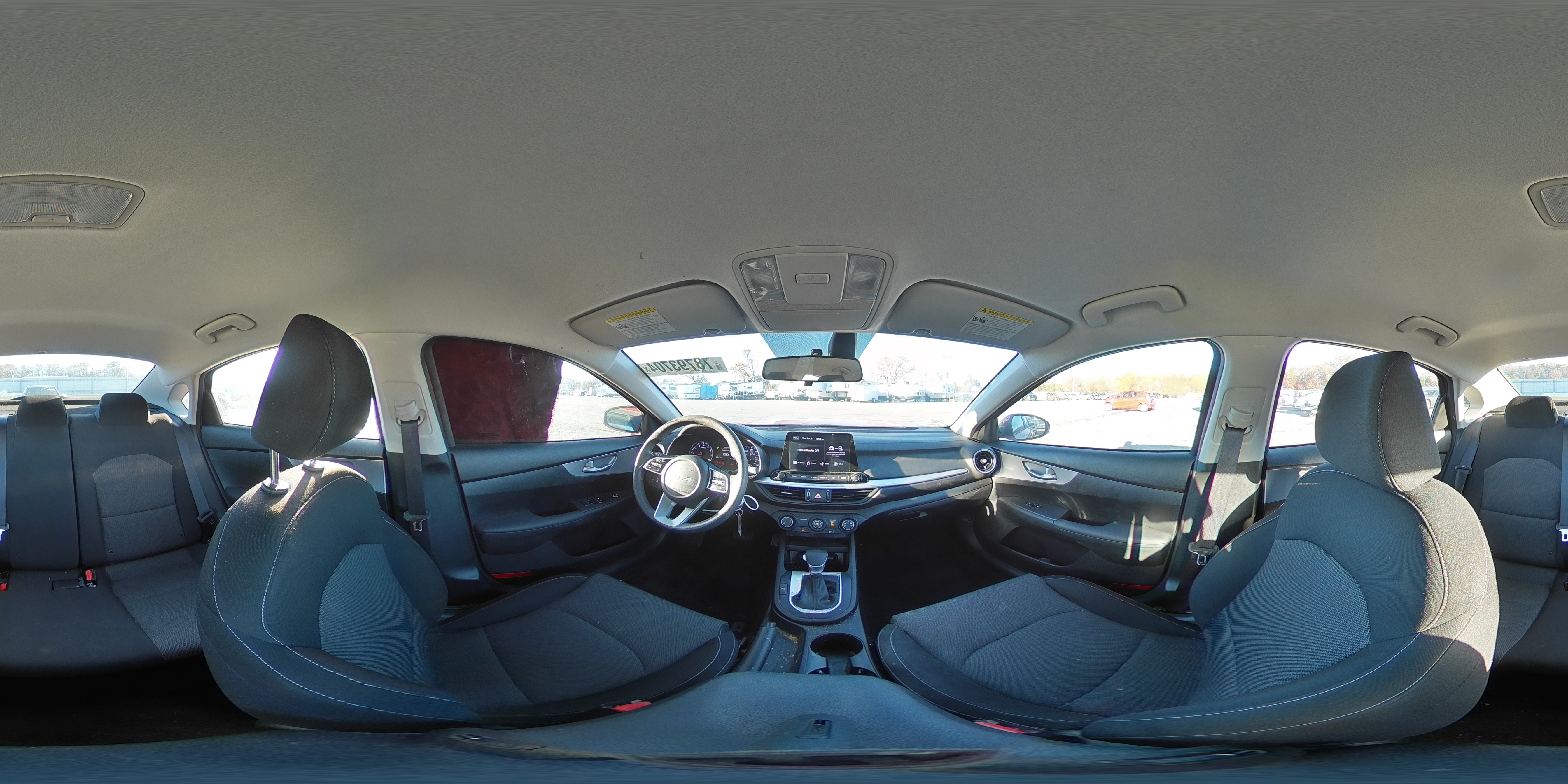2023 Kia Forte - Image 14
