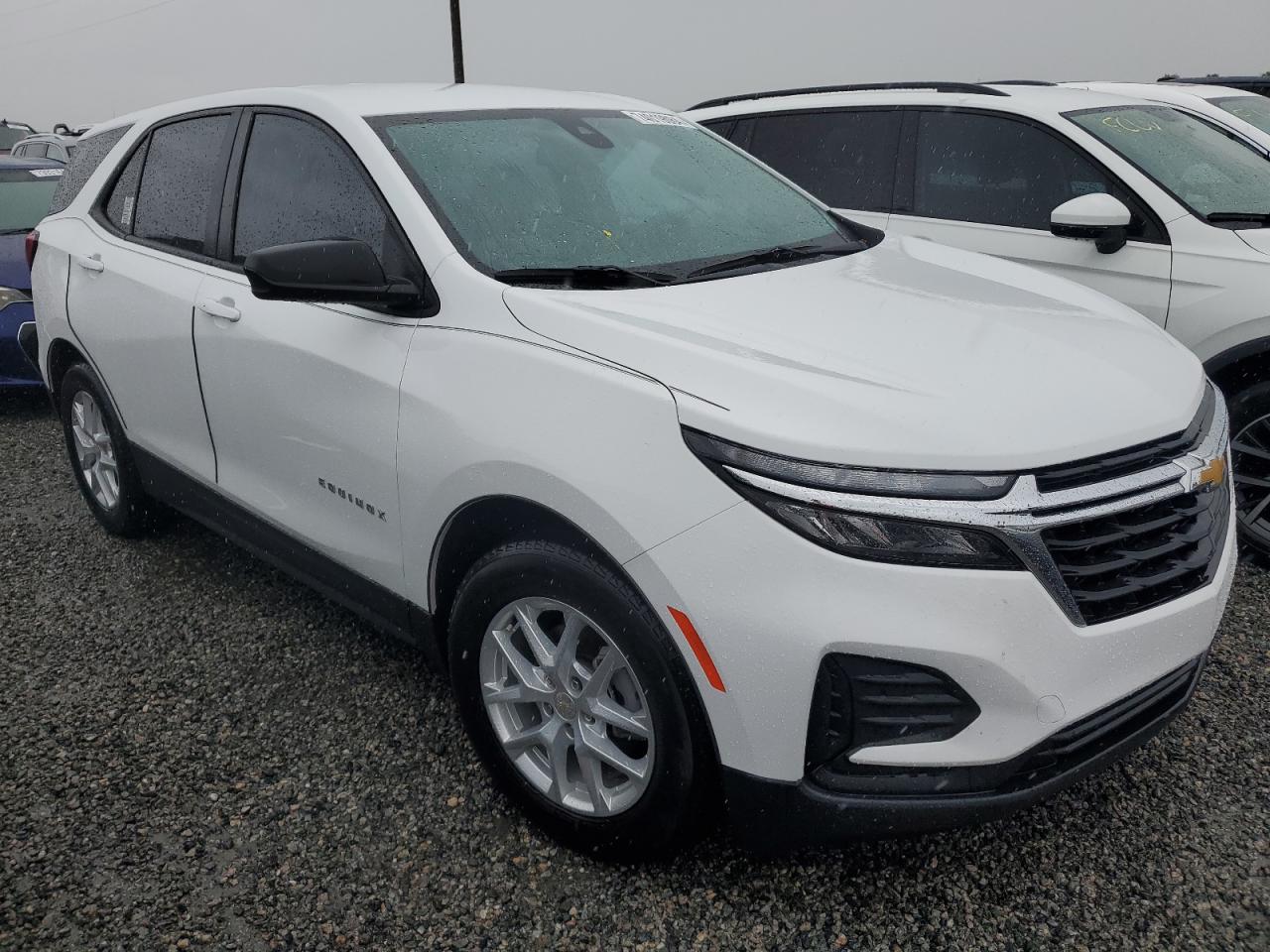 2022 Chevrolet Equinox - Image 4