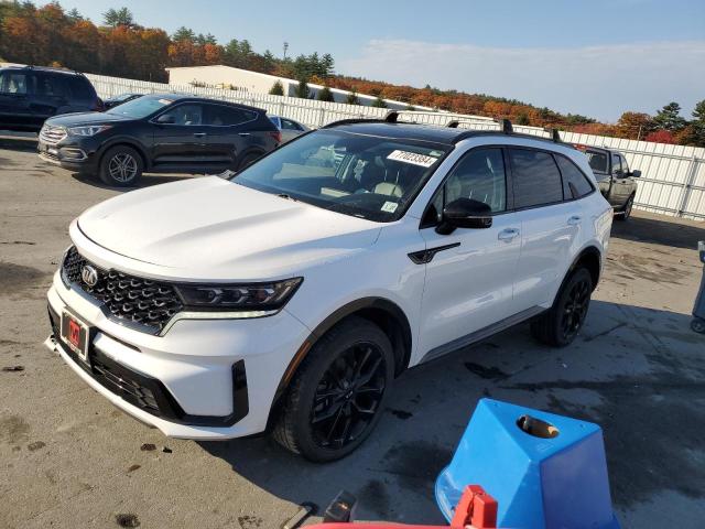 5XYRKDLF8MG055711 Kia Sorento SX