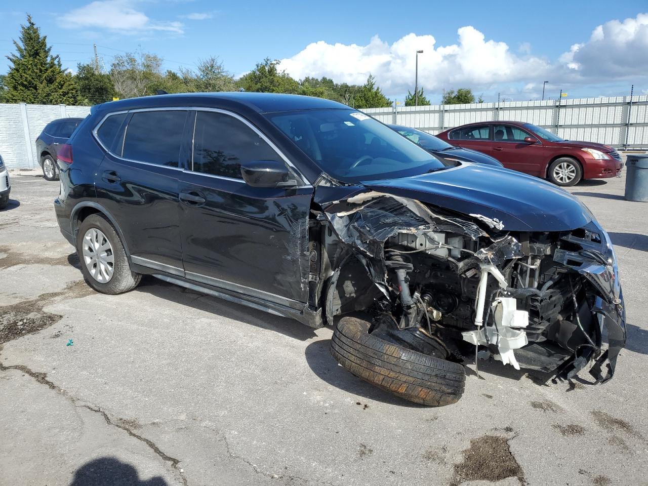 2018 Nissan Rogue - Image 4