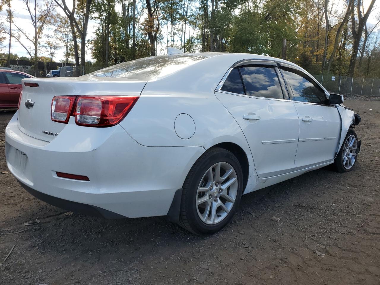 2016 Chevrolet Malibu - Image 3