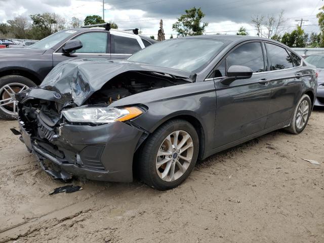 3FA6P0HD2LR218447 Ford Fusion SE