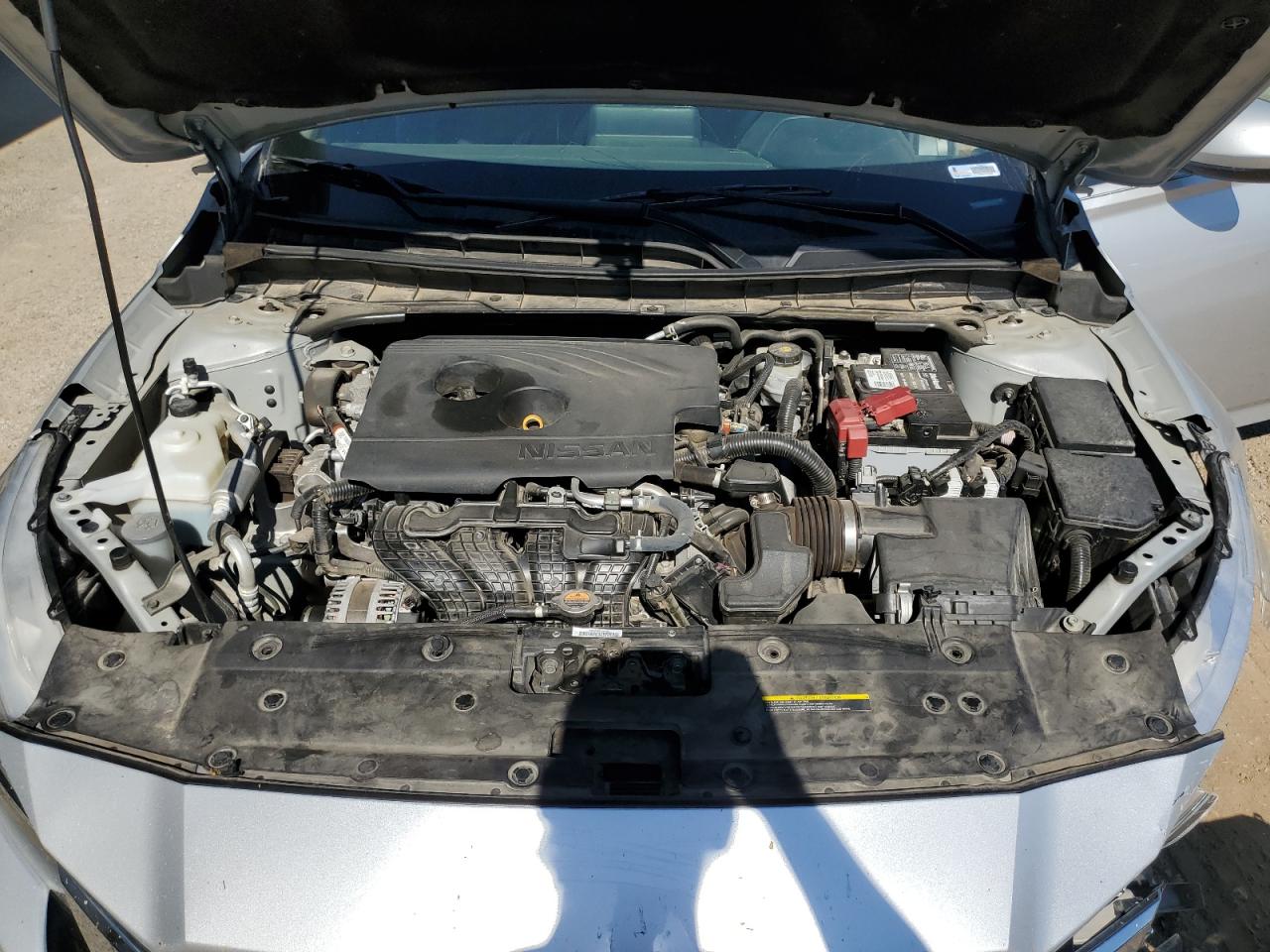 2019 Nissan Altima - Image 12