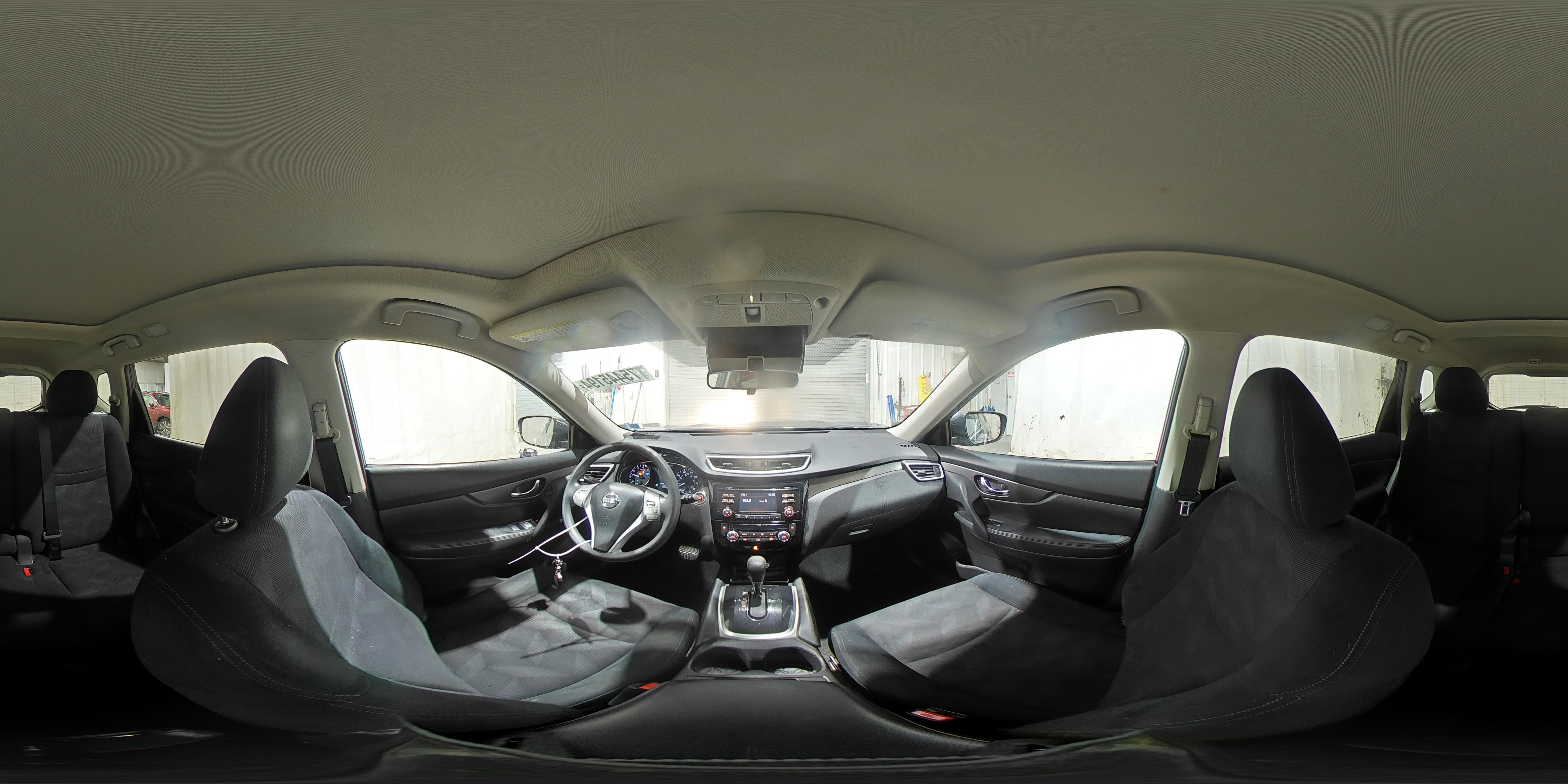2015 Nissan Rogue - Image 16