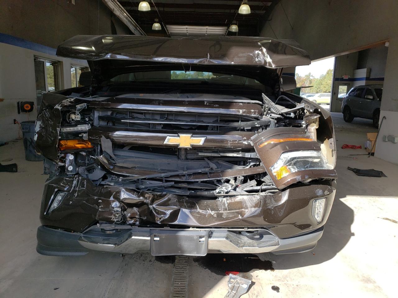 2018 Chevrolet Silverado - Image 5