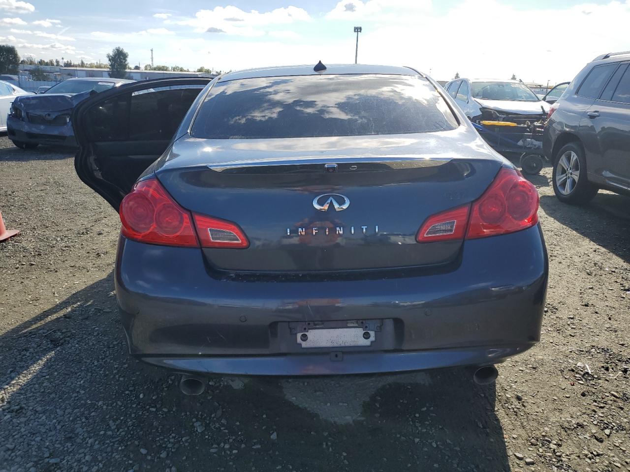 2011 Infiniti G37 Base VIN: JN1CV6AP3BM301809 Lot: 78176054