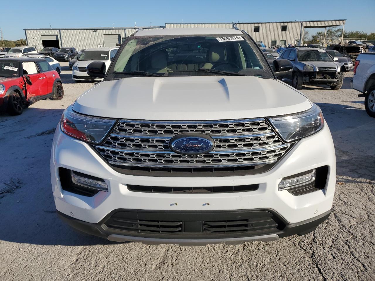 2023 Ford Explorer - Image 5