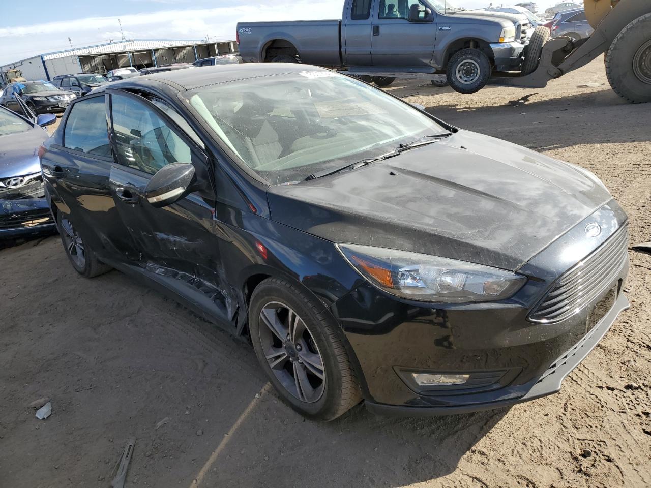 2017 Ford Focus - Image 4