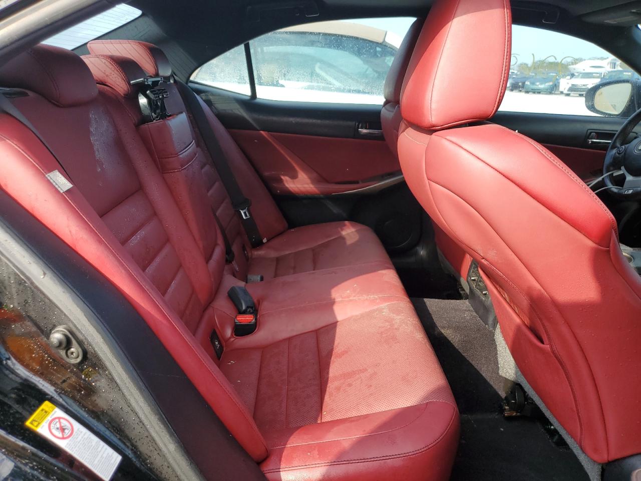 2014 Lexus IS - Image 10