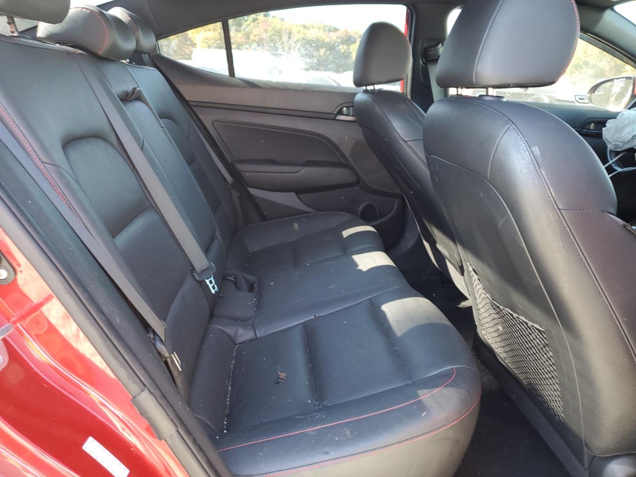 2017 Hyundai Elantra - Image 10