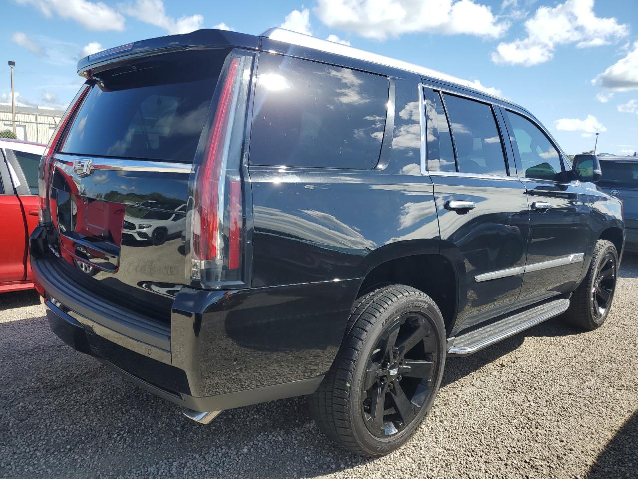 2019 Cadillac Escalade - Image 3