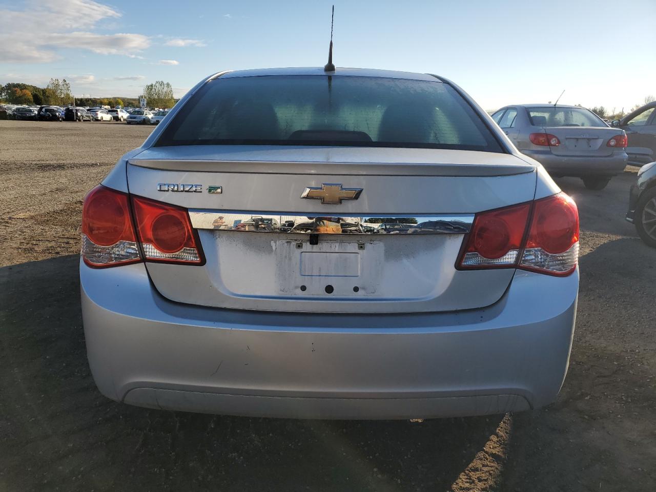 2011 Chevrolet Cruze - Image 6