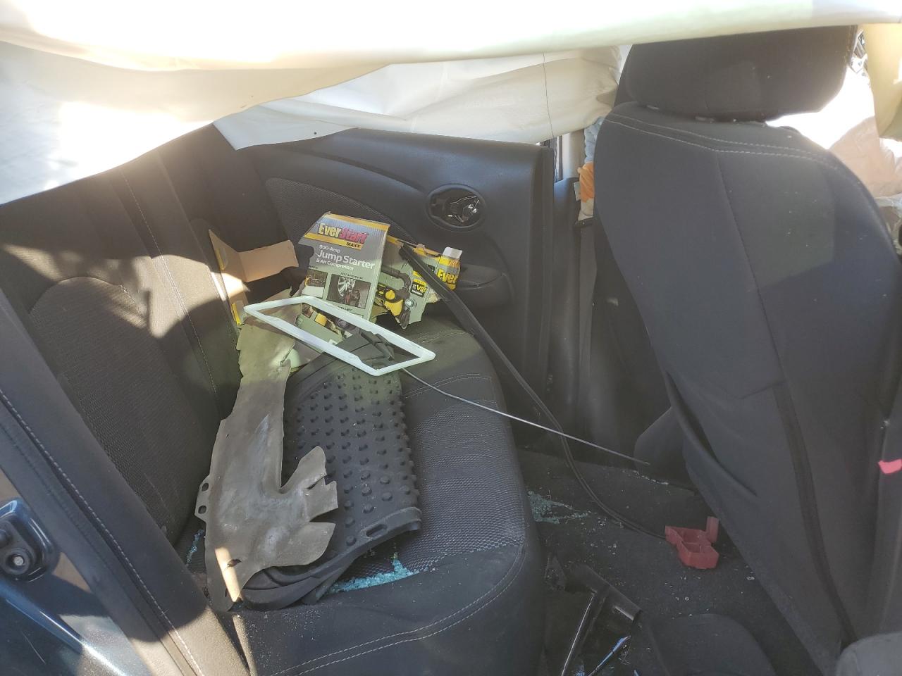 2017 Nissan Versa - Image 10