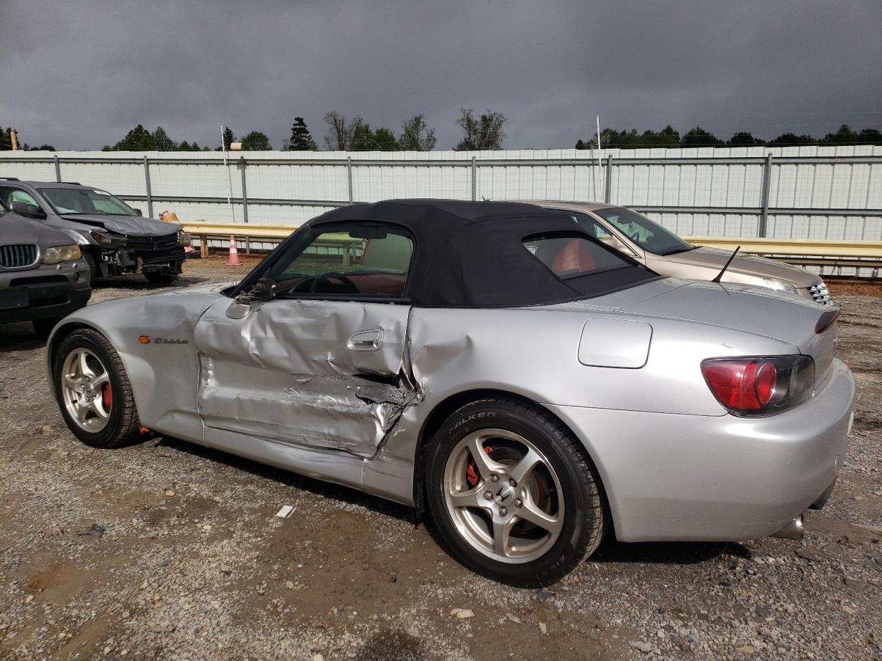 2002 Honda S2000 - Image 2