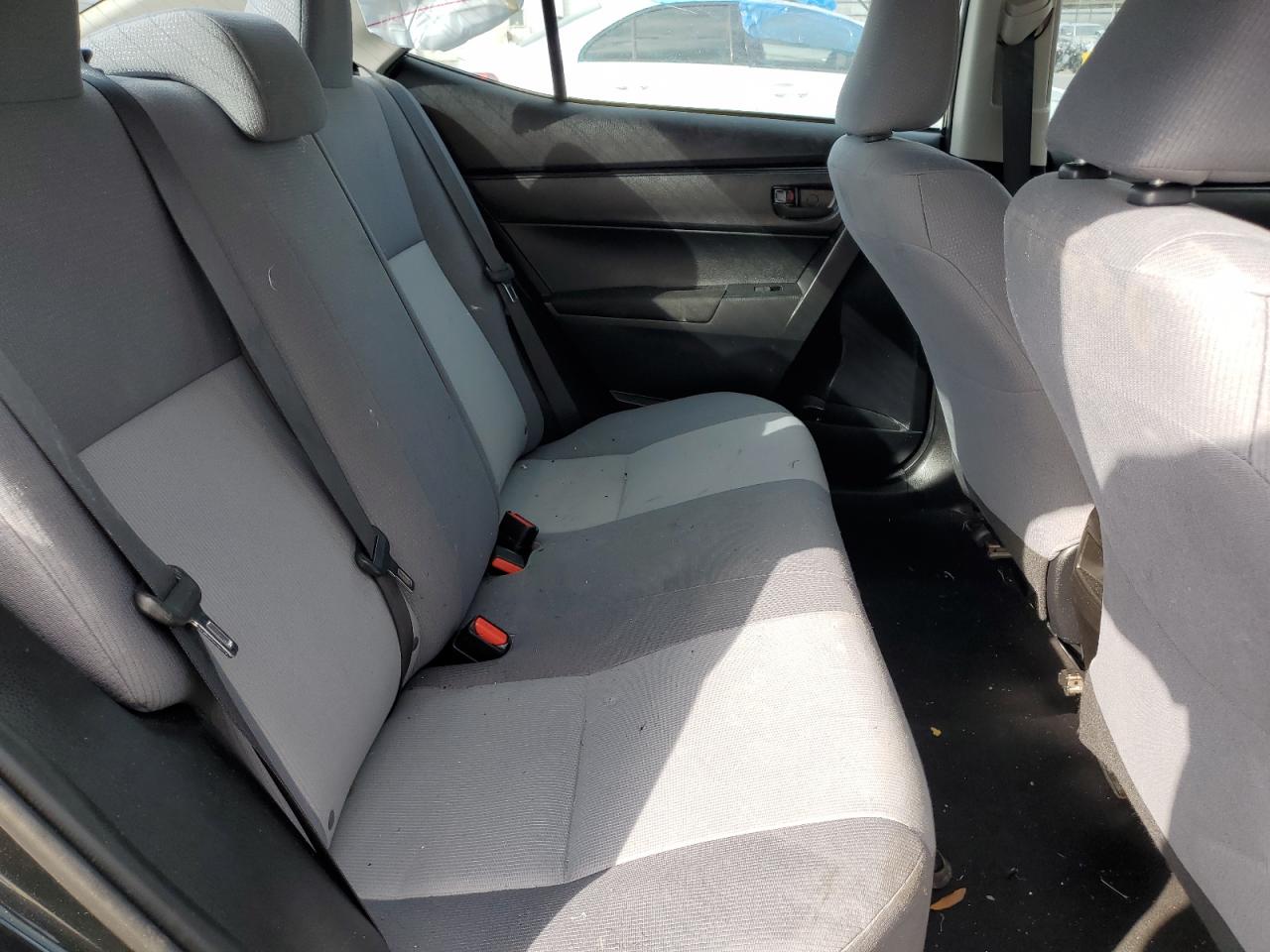 2018 Toyota Corolla - Image 11