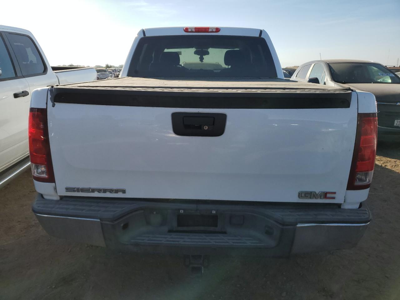 2009 GMC Sierra - Image 6