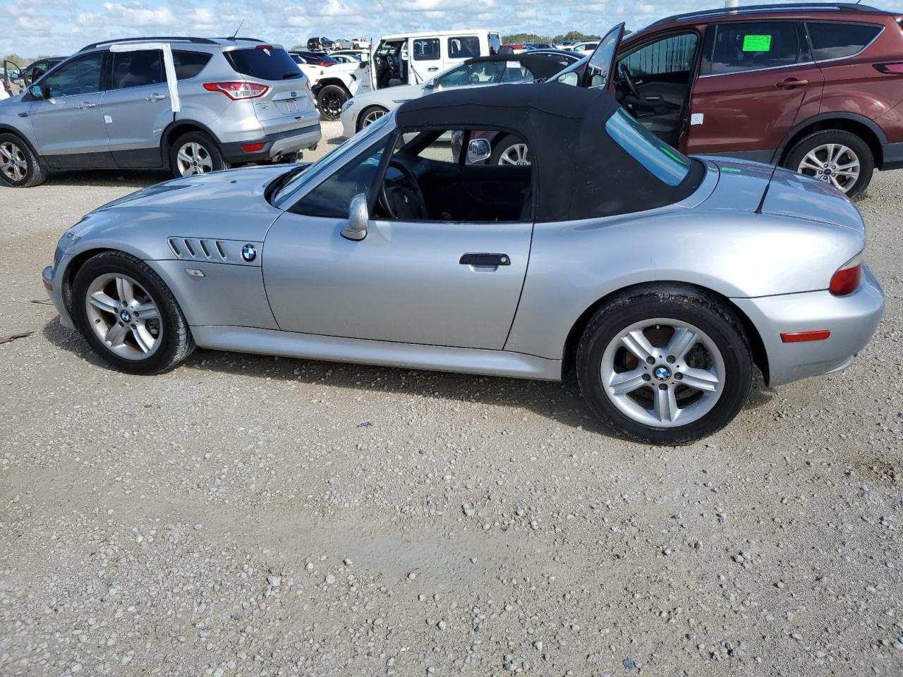 2000 BMW Z3 - Image 2