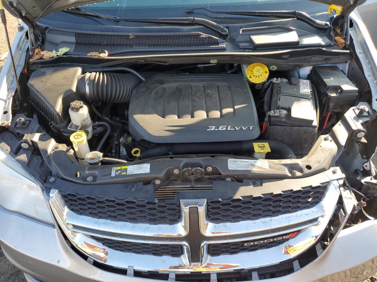 2014 Dodge Caravan - Image 12