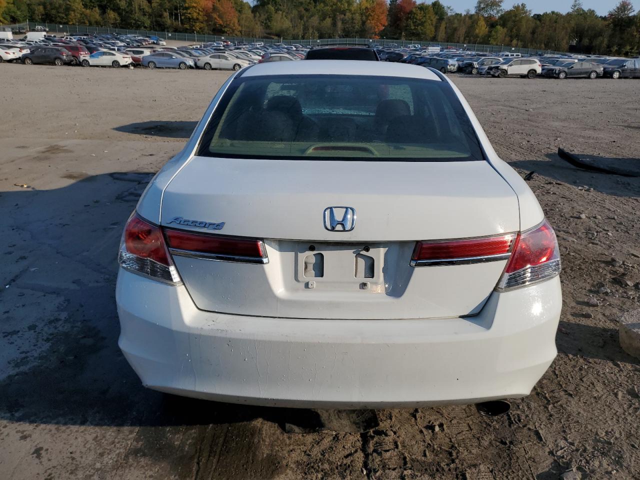 1HGCP2F69BA068182 2011 Honda Accord Se