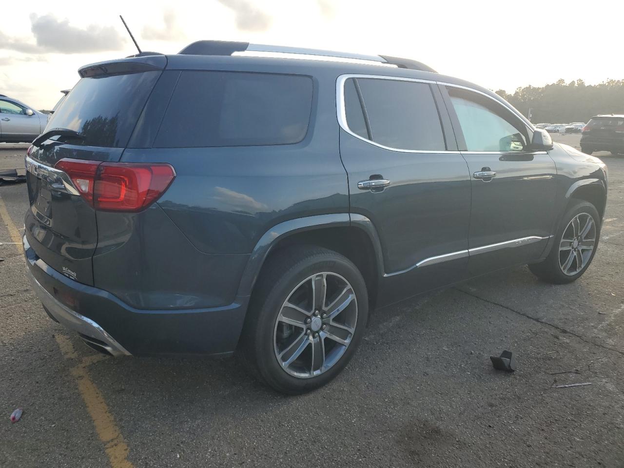 2019 GMC Acadia - Image 3
