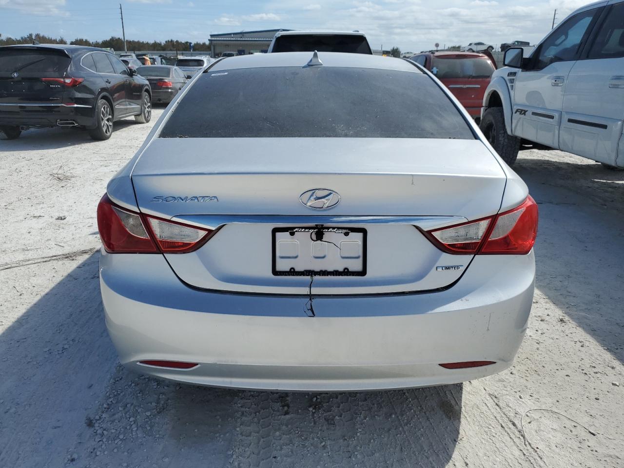 5NPEC4AC0BH301256 2011 Hyundai Sonata Se