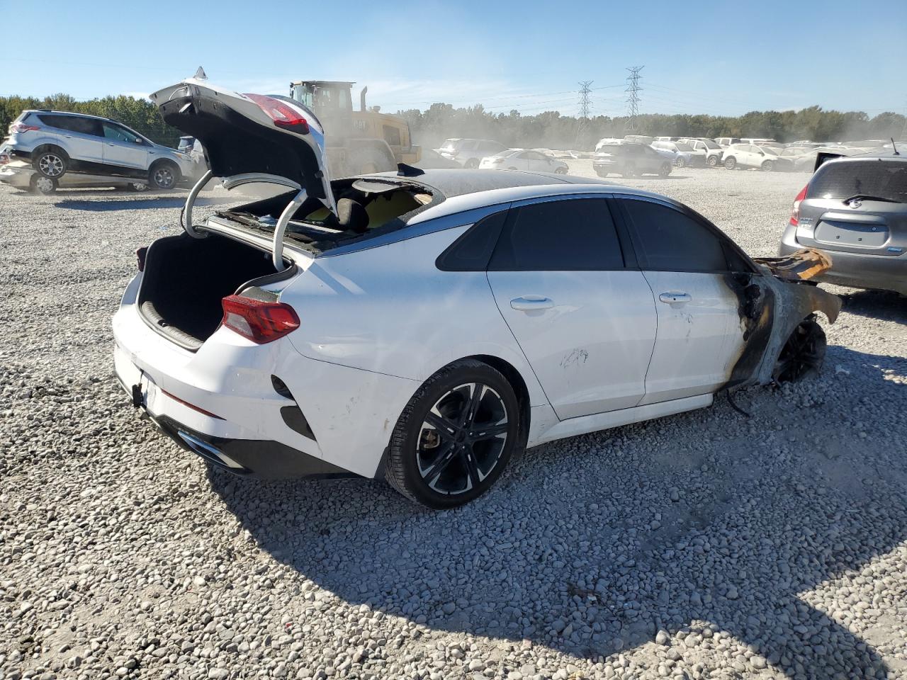 2021 Kia K5 - Image 3