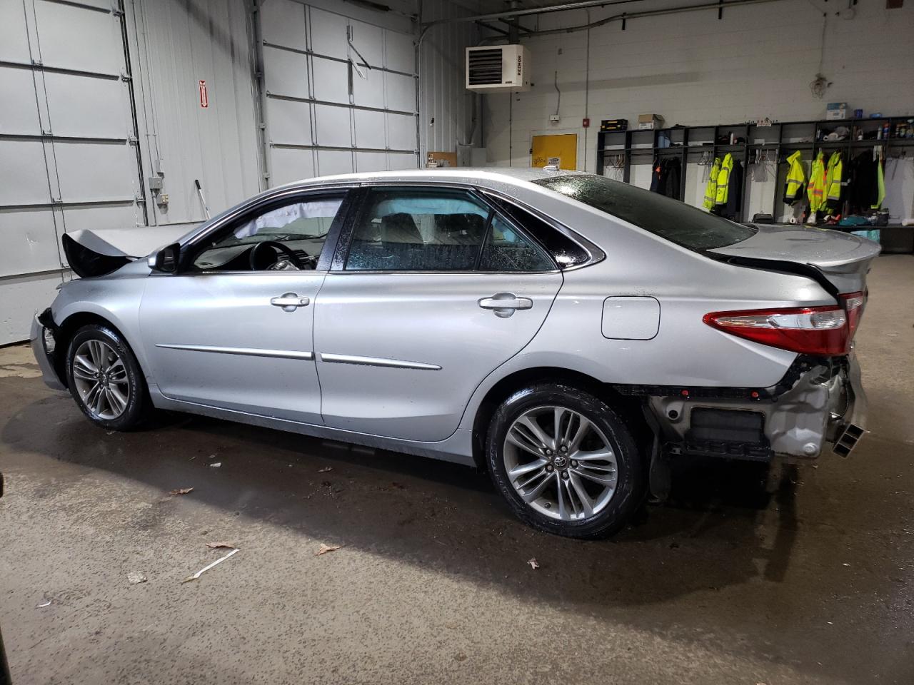 2015 Toyota Camry - Image 2