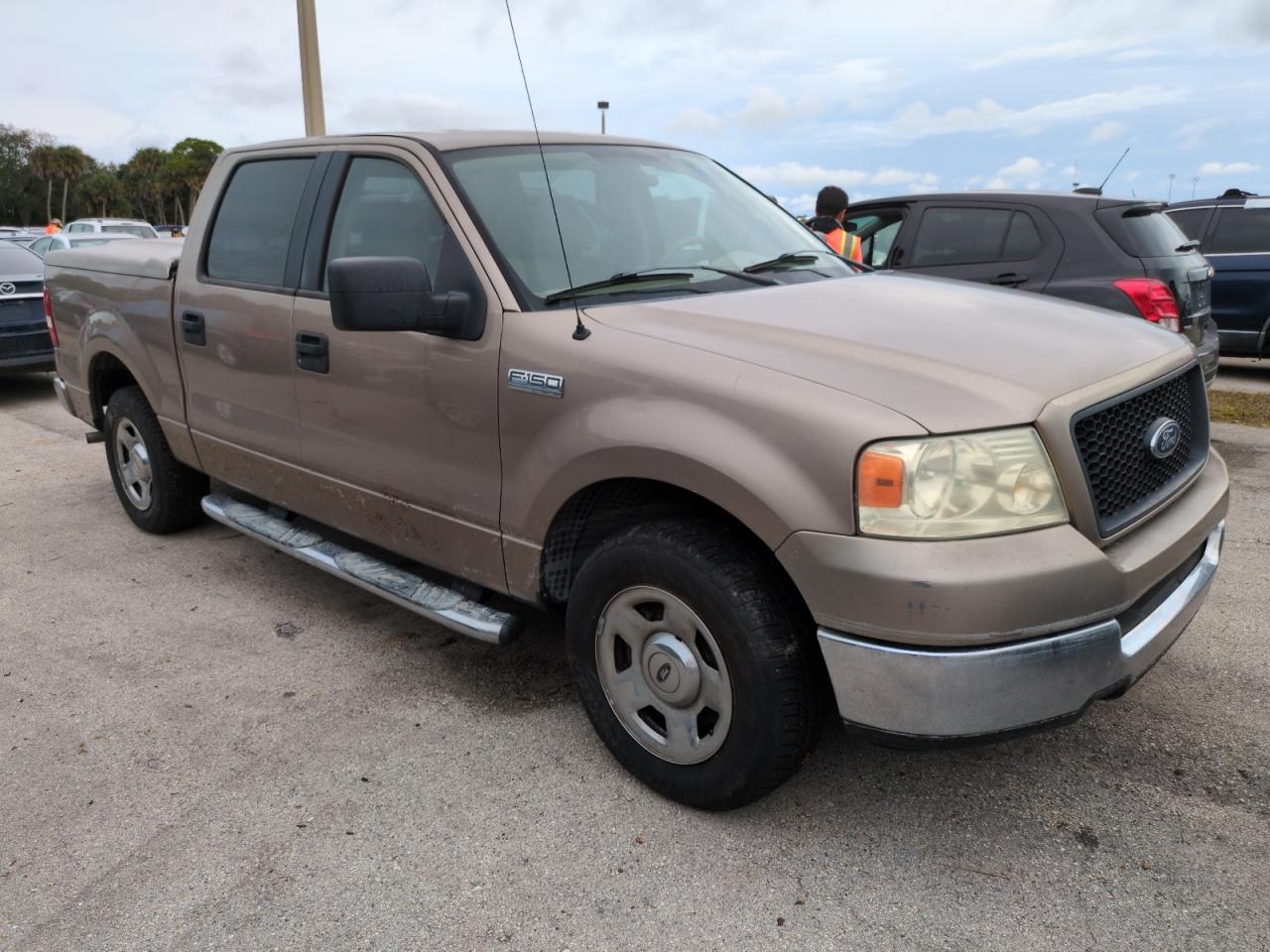 2005 Ford F-150 - Image 4