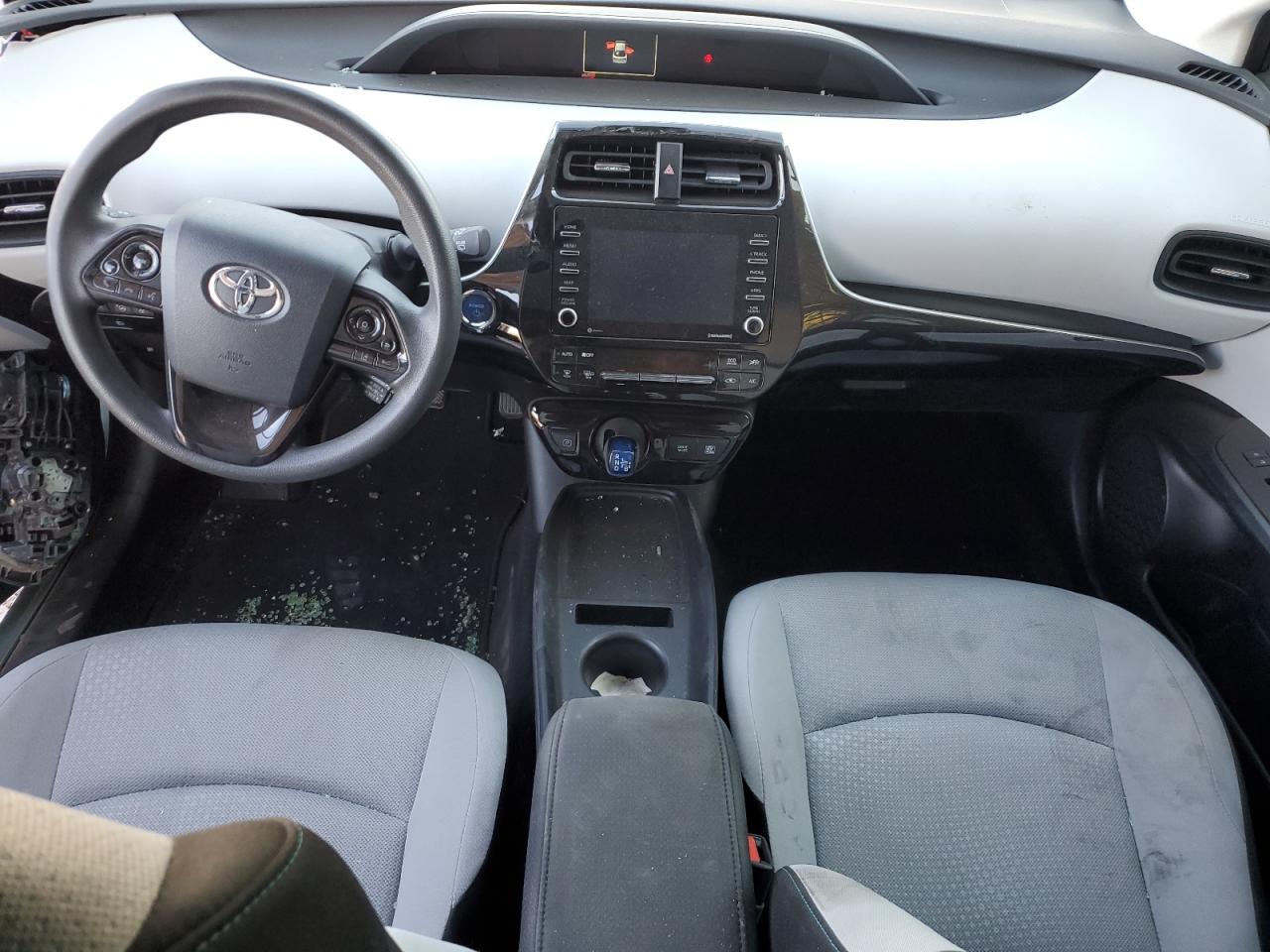 2022 Toyota Prius - Image 8