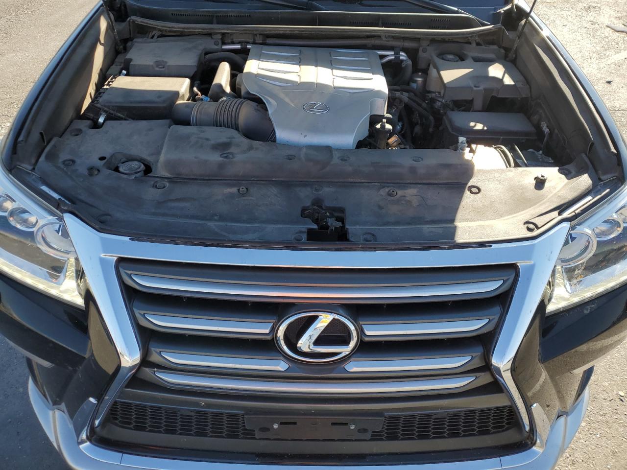 2018 Lexus GX - Image 14