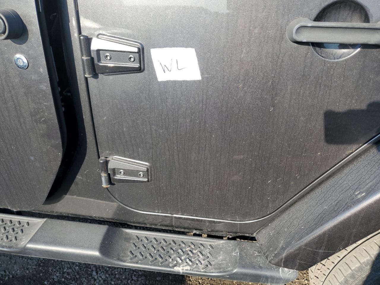2017 Jeep Wrangler - Image 12