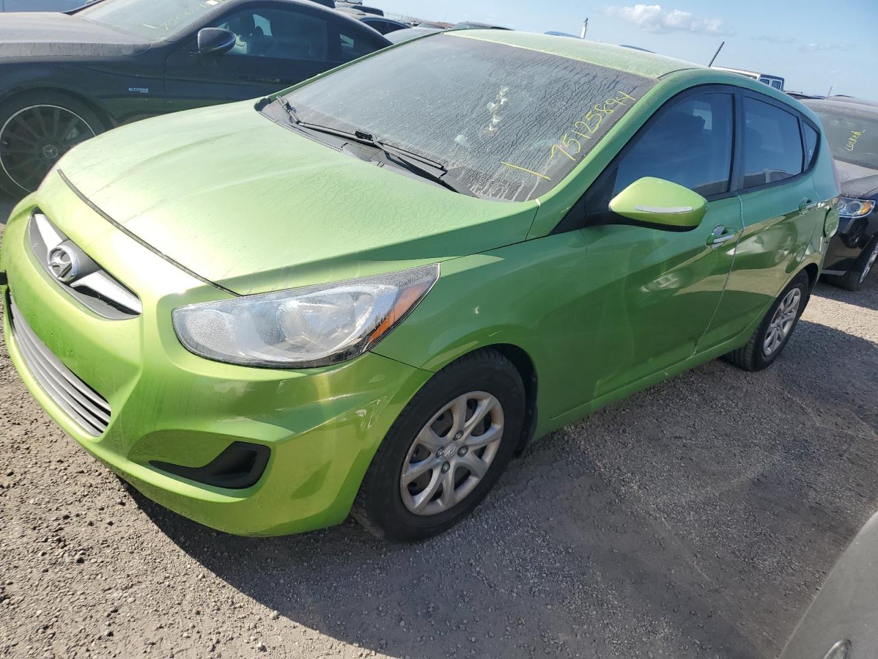 KMHCT5AE3DU135334 2013 Hyundai Accent Gls