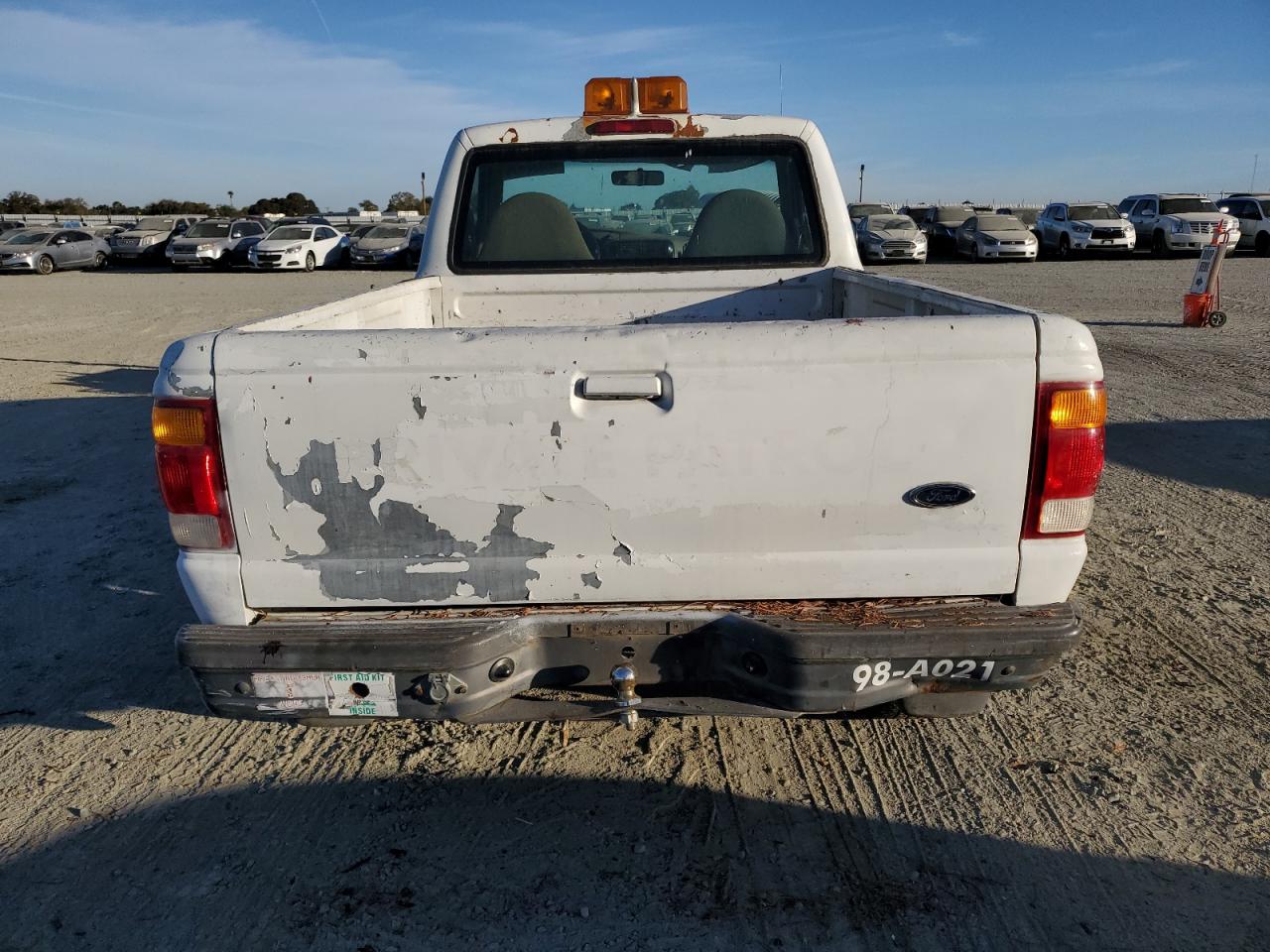 1FTYR11U5WTA54613 1998 Ford Ranger